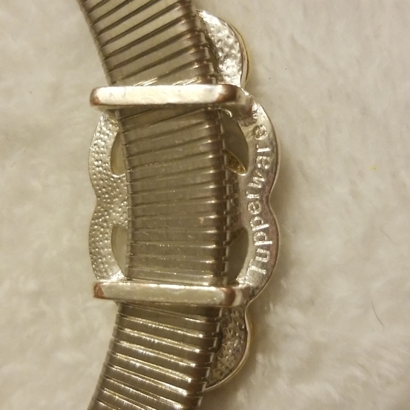 Tupperware Metal Necklace - Picture 4 of 4